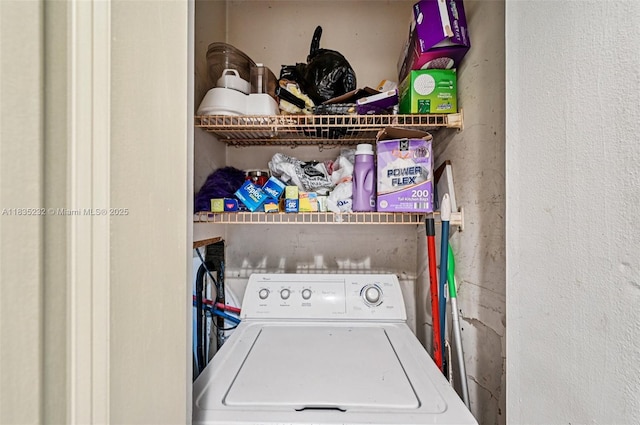 8103 NW 27th St Unit 1, Coral Springs, FL 33065 - washroom with washer / dryer