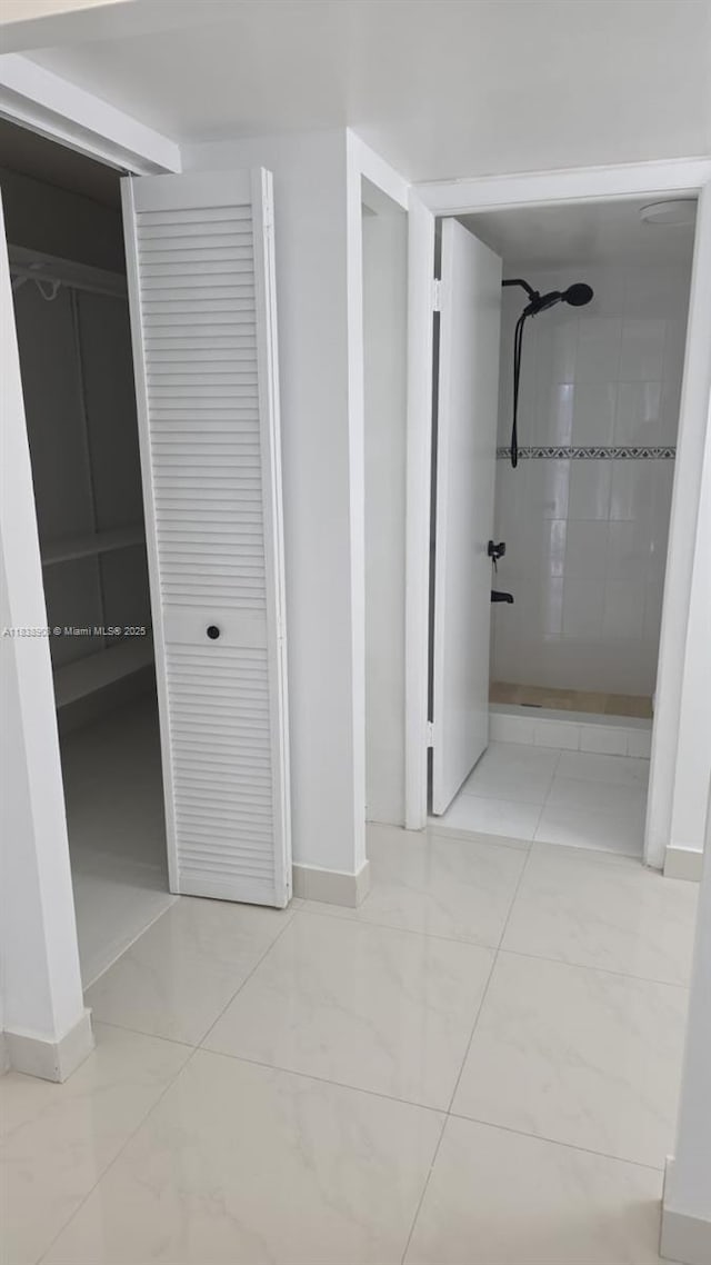 1450 Brickell Bay Dr Unit 1402, Miami, FL 33131 - hallway with baseboards