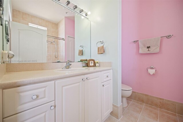 8079 W 36th Ave Unit 6, Hialeah, FL 33018 - full bathroom featuring vanity and tile patterned floors