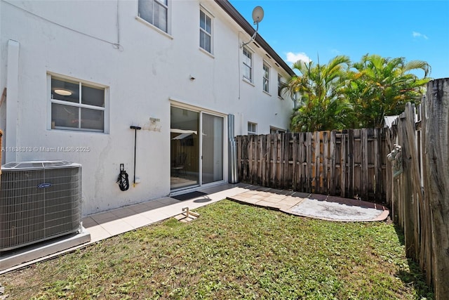8079 W 36th Ave Unit 6, Hialeah, FL 33018 - view of yard