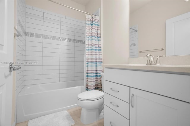 8036 NW 78th St, Tamarac, FL 33321 - bathroom with vanity and shower / bathtub combination with curtain