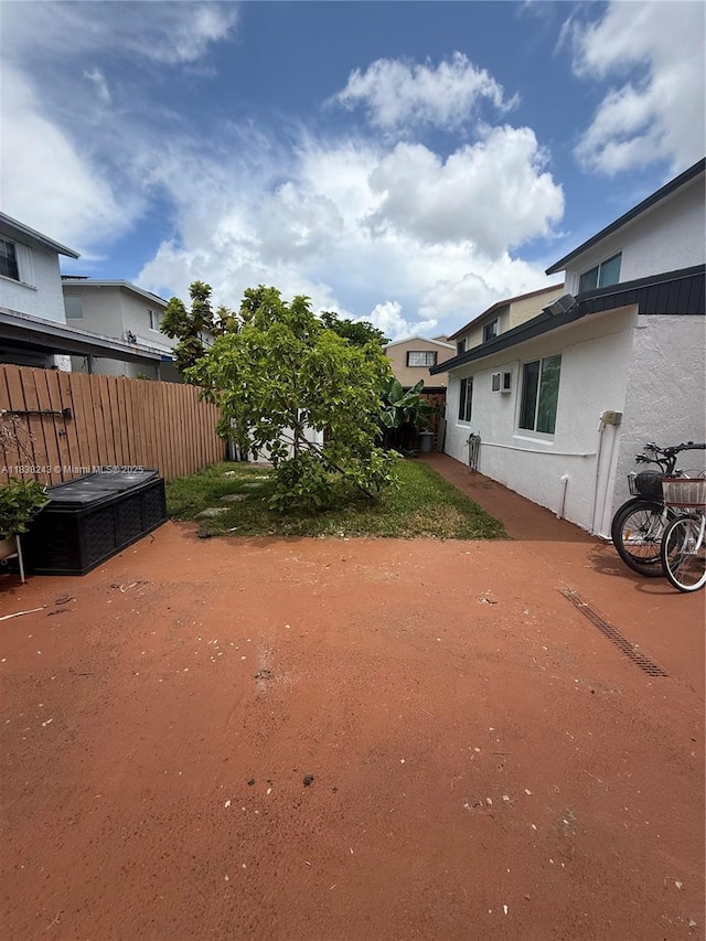 10726 SW 147th Pl, Miami, FL 33196 - view of yard