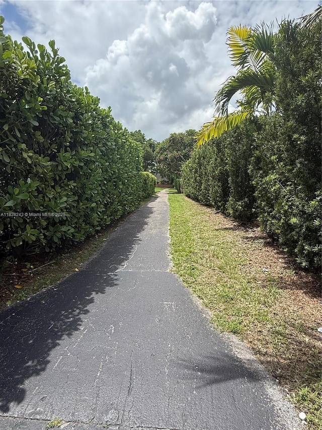 10726 SW 147th Pl, Miami, FL 33196 - view of road