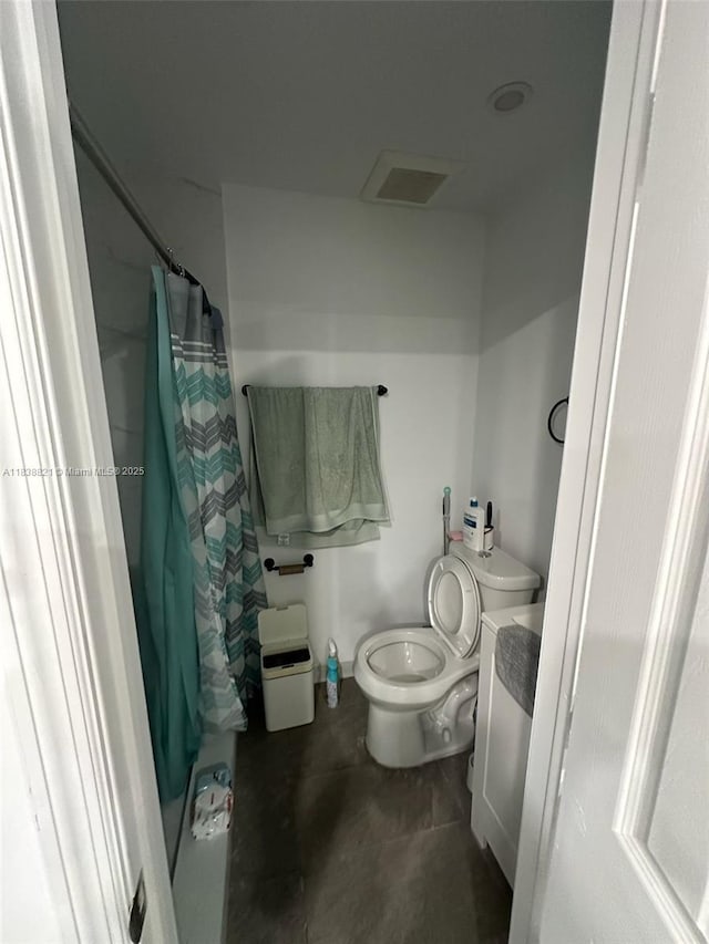 1249 S Flamingo Rd, Davie, FL 33325 - full bath featuring curtained shower, concrete floors, and vanity