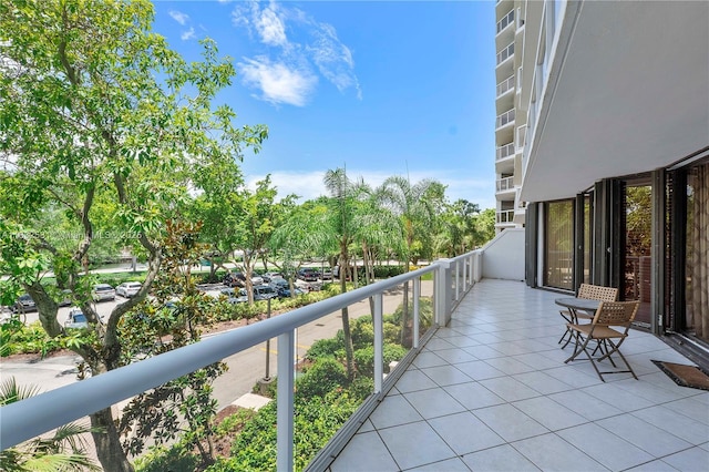 3640 Yacht Club Dr Unit 203, Aventura, FL 33180 - photo 28