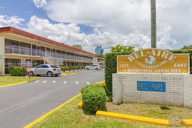 5387 SW 40th Ave Unit 202, Dania Beach, FL 33314 - exterior view of parking
