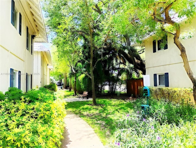 8605 SW 68th Ct Unit 22, Pinecrest, FL 33156 - view of yard