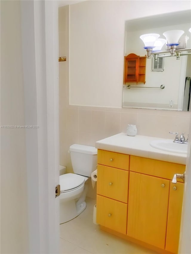 8605 SW 68th Ct Unit 22, Pinecrest, FL 33156 - bathroom featuring vanity and tile patterned floors