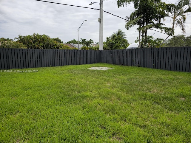 1141 SW 8th Ter, Fort Lauderdale, FL 33315 - view of fenced backyard