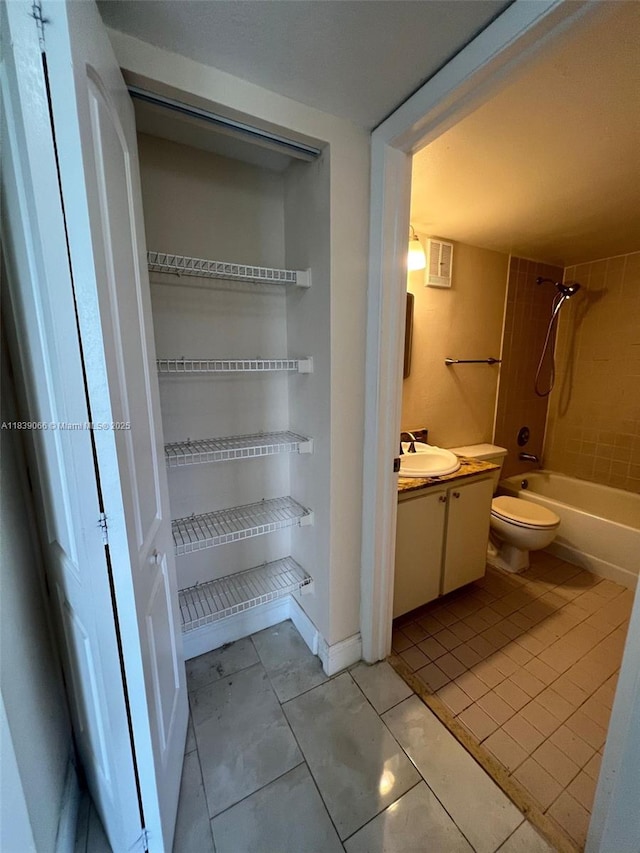 8200 SW 210th St Unit 308, Cutler Bay, FL 33189 - full bathroom featuring vanity, bathing tub / shower combination, and tile patterned floors