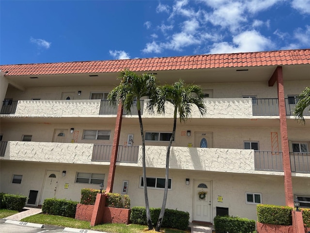 371 S Hollybrook Dr Unit 308, Pembroke Pines, FL 33025 - view of building exterior