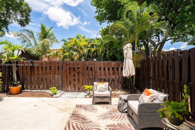 8010 SW 18th Ct Unit 1-8, Davie, FL 33324 - view of patio