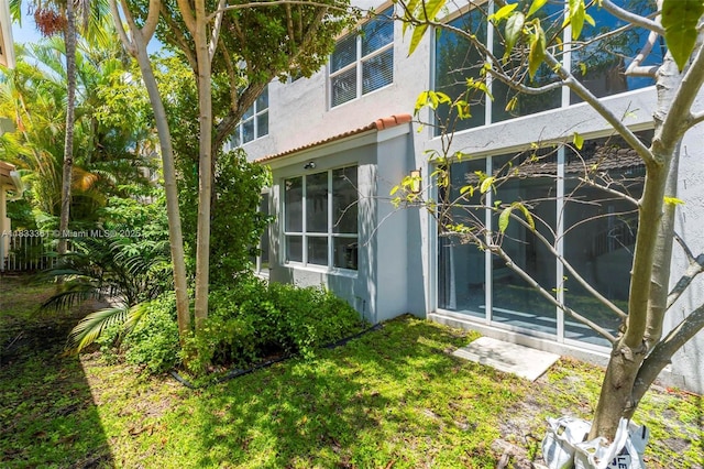 5050 Greenwich Preserve Ct, Boynton Beach, FL 33436 - view of side of property with stucco siding