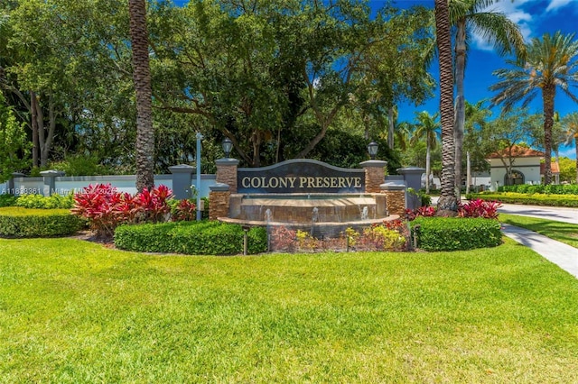 5050 Greenwich Preserve Ct, Boynton Beach, FL 33436 - community sign featuring a yard