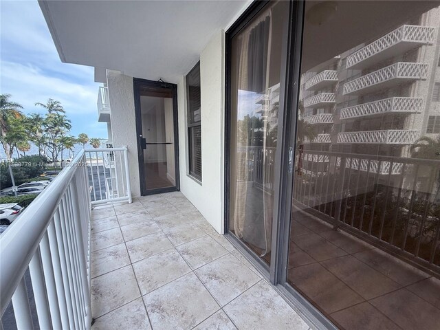 1440 Brickell Bay Dr Unit 307, Miami, FL 33131 - view of balcony