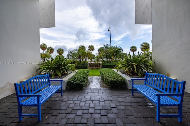 1440 Brickell Bay Dr Unit 307, Miami, FL 33131 - view of patio / terrace