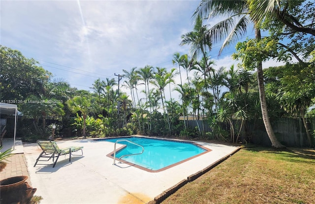 2451 SW 16th St, Fort Lauderdale, FL 33312 - view of pool featuring a fenced backyard and a patio