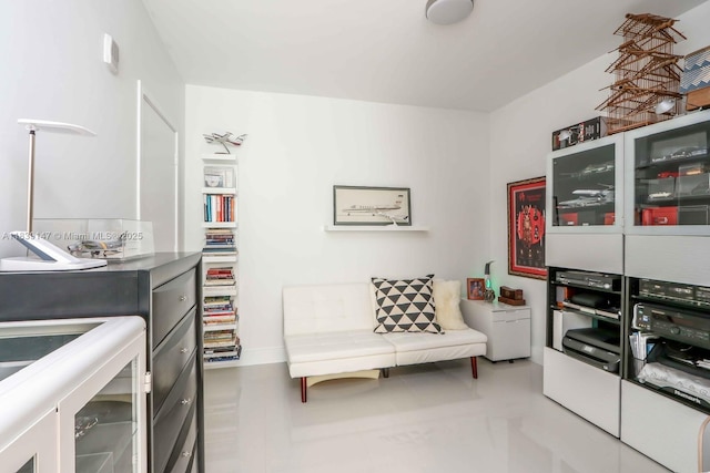 2900 NE 7th Ave Unit 404, Miami, FL 33137 - laundry room with beverage cooler