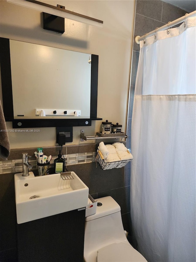 3521 E 8th Ave, Hialeah, FL 33013 - bathroom with vanity and curtained shower