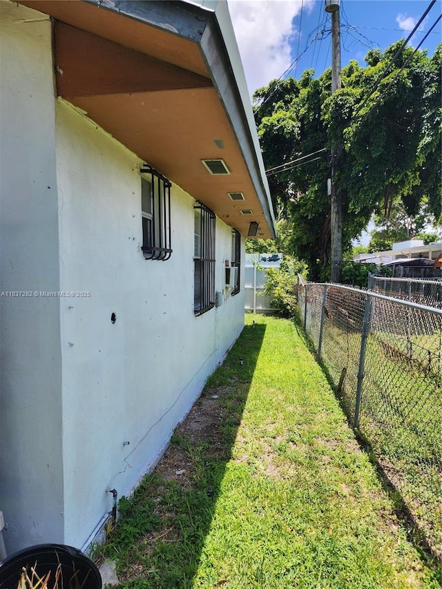 3521 E 8th Ave, Hialeah, FL 33013 - view of yard