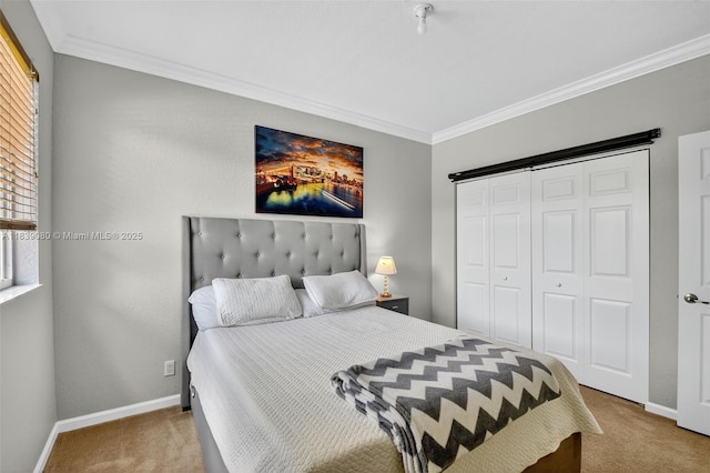 1086 Grove Park Cir, Boynton Beach, FL 33436 - bedroom with carpet floors, crown molding, a closet, and a barn door