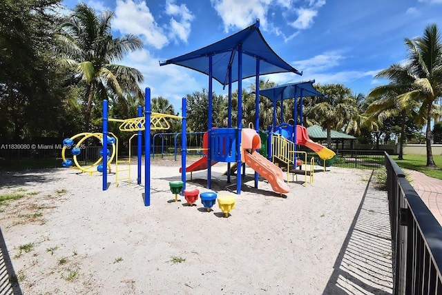 1086 Grove Park Cir, Boynton Beach, FL 33436 - view of community playground