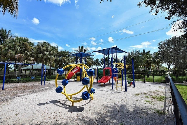 1086 Grove Park Cir, Boynton Beach, FL 33436 - view of community playground