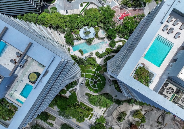 2675 S Bayshore Dr Unit 1601S, Miami, FL 33133 - aerial view of a pool area