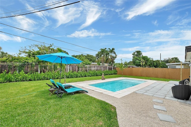 3141 SW 20th St, Fort Lauderdale, FL 33312 - view of pool featuring a fenced backyard and a patio area