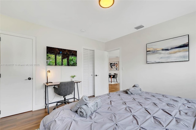3141 SW 20th St, Fort Lauderdale, FL 33312 - bedroom featuring wood finished floors, a closet, and an office area