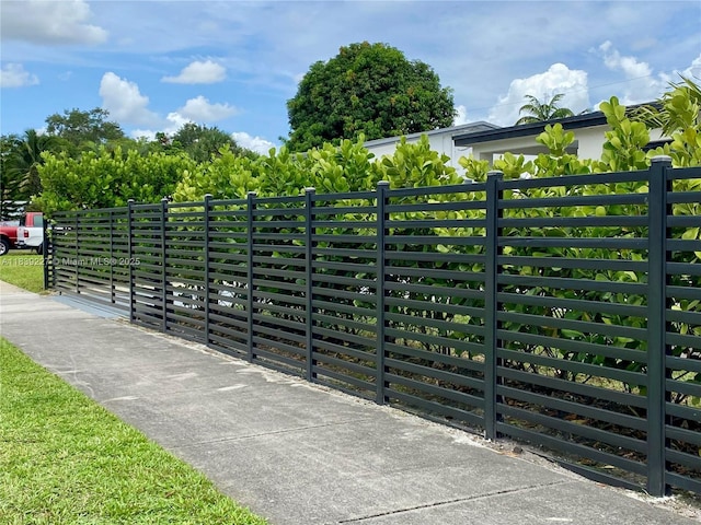 3141 SW 20th St, Fort Lauderdale, FL 33312 - view of gate