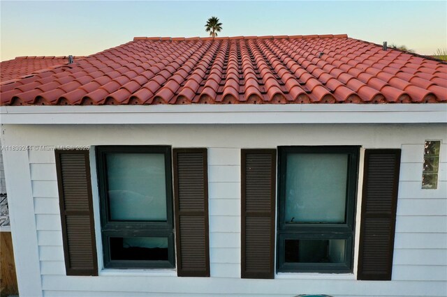 1945 NE 123rd St, North Miami, FL 33181 - exterior view of a tile roof