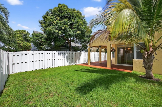 10871 SW 11th Mnr, Davie, FL 33324 - view of yard featuring a patio