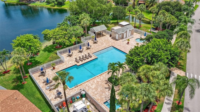 10871 SW 11th Mnr, Davie, FL 33324 - bird's eye view of a pool and a large body of water