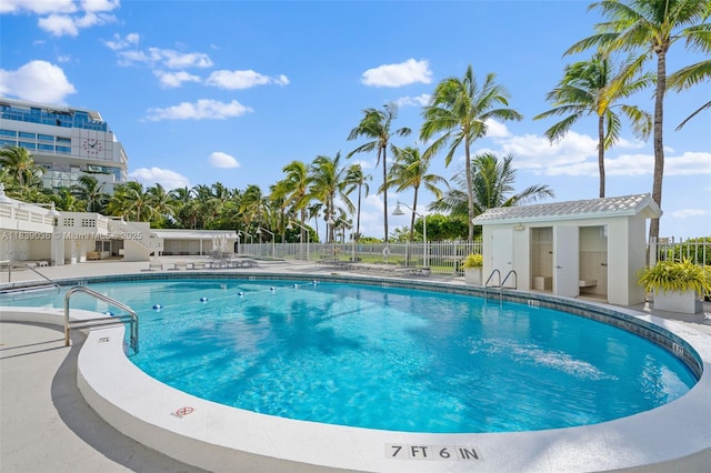 2899 Collins Ave Unit 931, Miami Beach, FL 33140 - community pool featuring a patio area