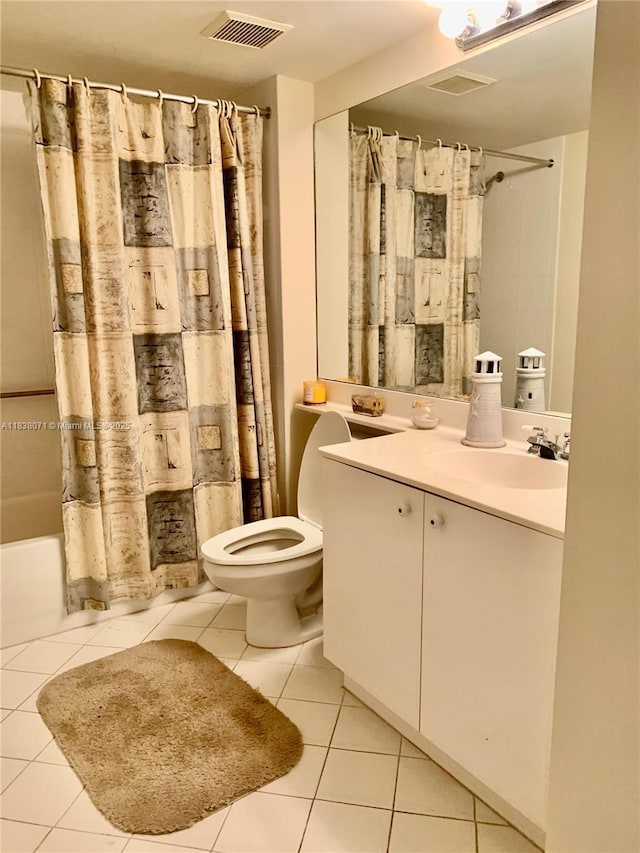 7751 Southampton Ter Unit 310, Tamarac, FL 33321 - full bath featuring vanity, tile patterned flooring, and shower / bath combo