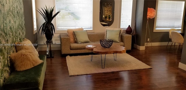 1337 Euclid Ave Unit 101, Miami Beach, FL 33139 - living area with wood finished floors
