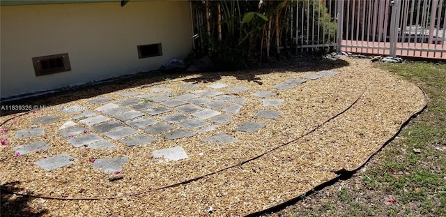 1337 Euclid Ave Unit 101, Miami Beach, FL 33139 - view of yard featuring a patio