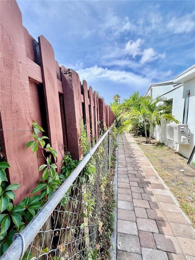 6120 SW 15th Ct, North Lauderdale, FL 33068 - view of community