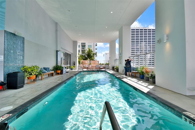 227 NE 2nd St Unit 2000, Miami, FL 33132 - view of indoor pool