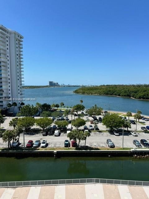 400 S Kings Point Dr Unit 806, Sunny Isles Beach, FL 33160 - water view