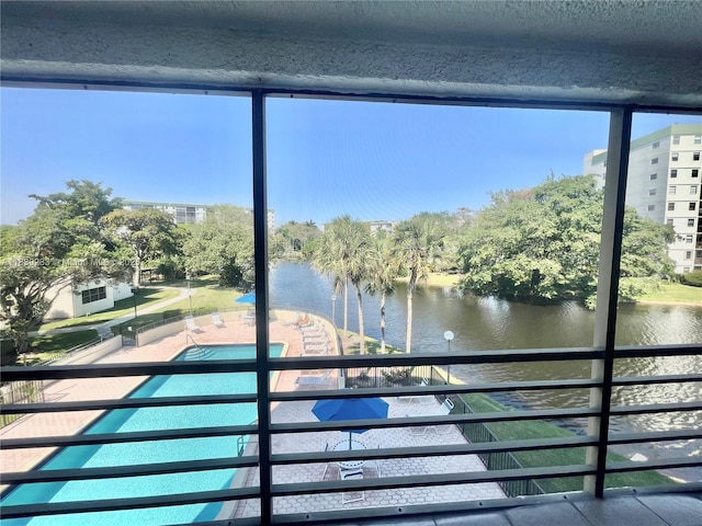 2309 S Cypress Bend Dr Unit 311D, Pompano Beach, FL 33069 - photo 14