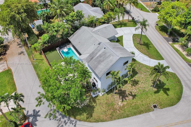 614 SE 12th Ave, Deerfield Beach, FL 33441 - view of subject property featuring a pool