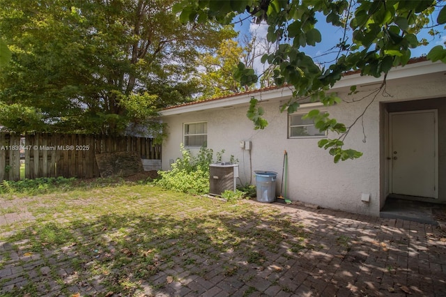 9443 SW 174th St Unit 9443, Palmetto Bay, FL 33157 - view of yard with a patio area