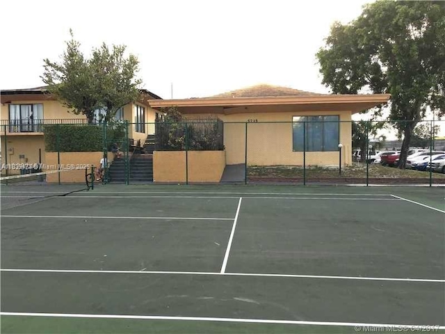 5755 W 20th Ave Unit 206, Hialeah, FL 33012 - view of tennis court