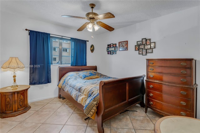 5300 Washington St Unit C113, Hollywood, FL 33021 - bedroom with a textured ceiling, light tile patterned floors, and ceiling fan