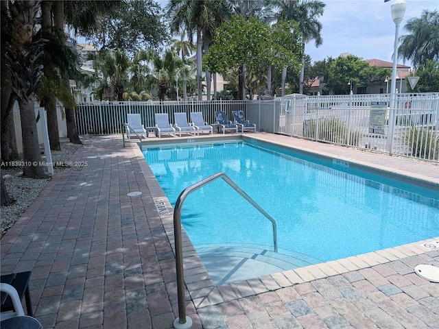 1900 Oceanwalk Ln Unit 123, Lauderdale By The Sea, FL 33062 - community pool with a patio area