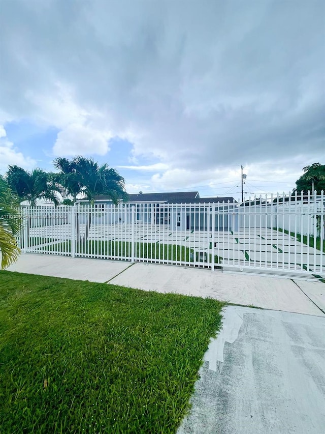 11922 SW 176th Ter, Miami, FL 33177 - photo 9
