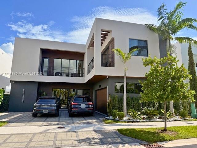 10109 NW 76th Ter, Doral, FL 33178 - photo 1