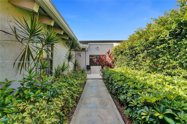 8406 NW 78th Ct, Tamarac, FL 33321 - property entrance with stucco siding